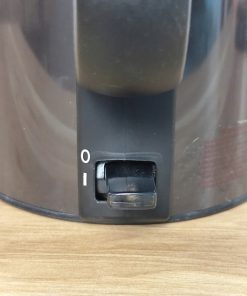 Ấm đun nước nhanh chóng, chất liệu inox bền đẹp