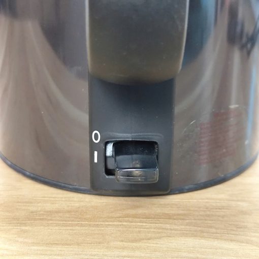 Ấm đun nước nhanh chóng, chất liệu inox bền đẹp